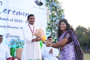 grad (60) (1)